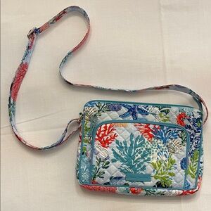 Vera Bradley small Crossbody bag/beach theme